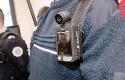 لباس برخی پلیس‌ها دوربین‌دار می‌شود