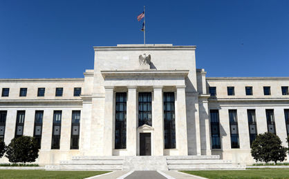 نگرانی درباره استقلال بانک مرکزی امریکا