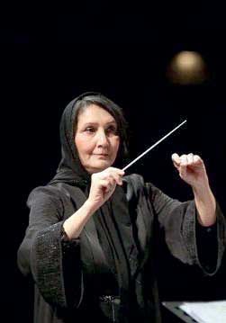 رهبری ارکستر ملی توسط رهبر ارکستر زن ساکن ایران