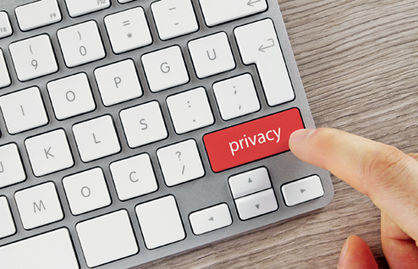 حریم خصوصی کاربران توسط چه کسانی کنترل می‌شود