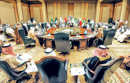 رهبران قطر و عمان، غایبان نشست ریاض