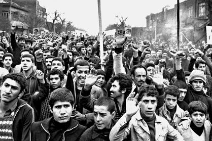 ادامه اعتصاب سراسری مردم و افشاگری نیوزویک از رژیم پهلوی