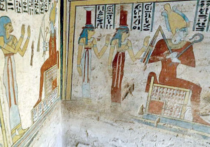 کشف مقبره‌ای رنگارنگ و حیوانات مومیایی در مصر