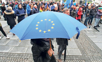 بسیج مخالفان برای تسخیر پارلمان اروپایی