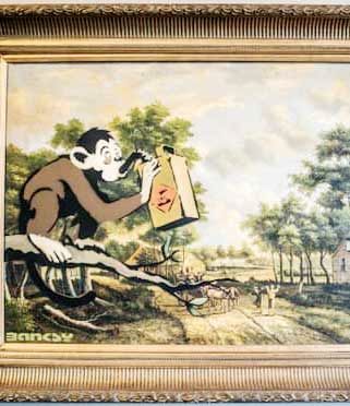 نقاشی «بنکسی» 
ناجی یک موزه شد