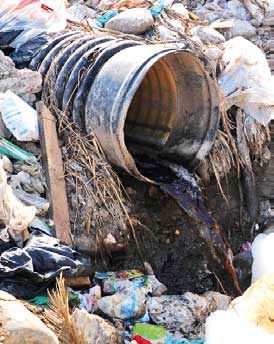 وضعیت دپوی زباله در سراوان  بحرانی است