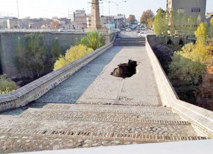 اقدام فوری برای حفاظت از پل تاریخی کرج انجام می‌شود