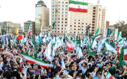 جشن میلاد پیامبر رحمت 
در خیابان‌های تهران