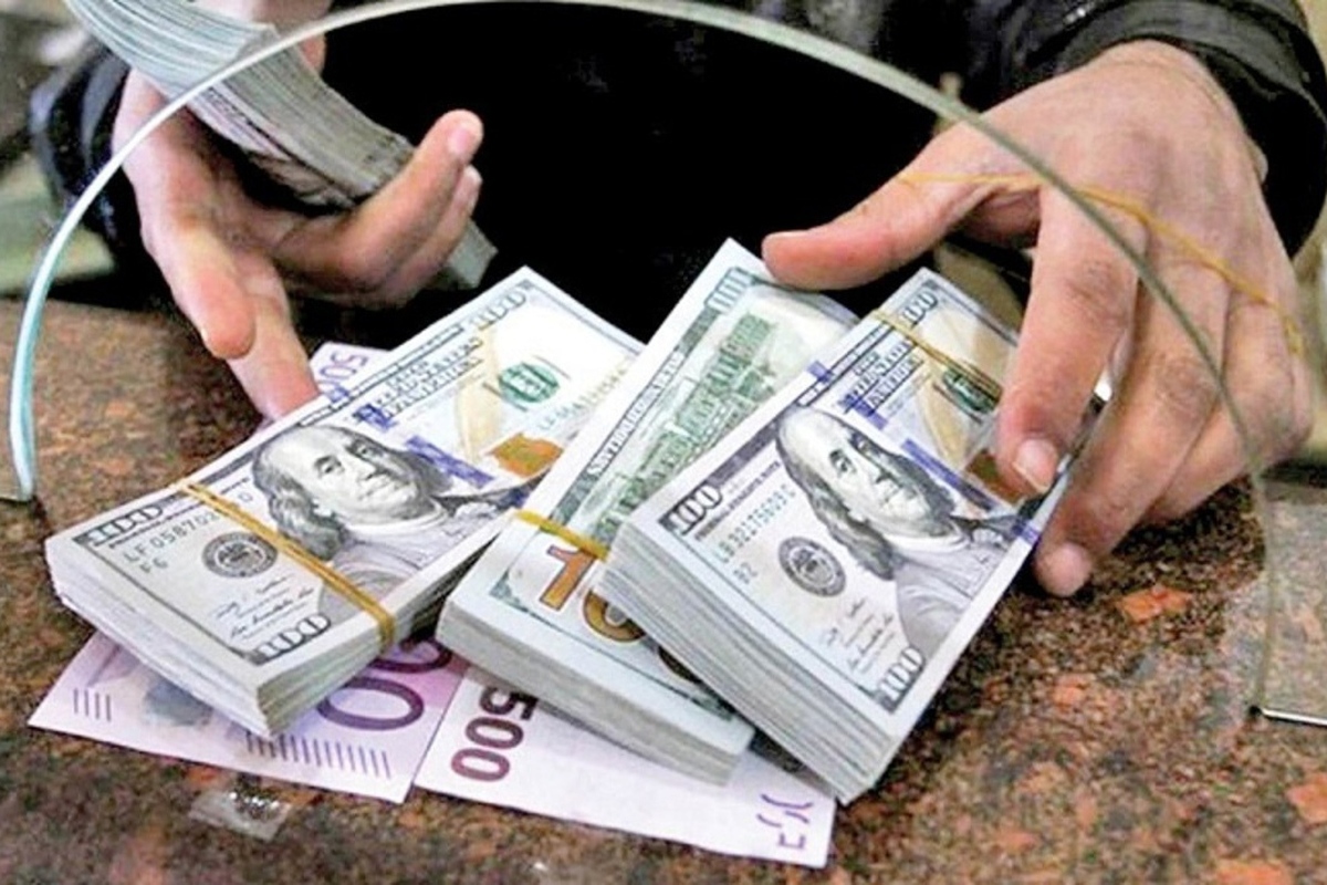 قیمت ارز امروز ۴ دی ۱۴۰۲/ دلار و یورو در مرکز مبادله چند قیمت خورد؟