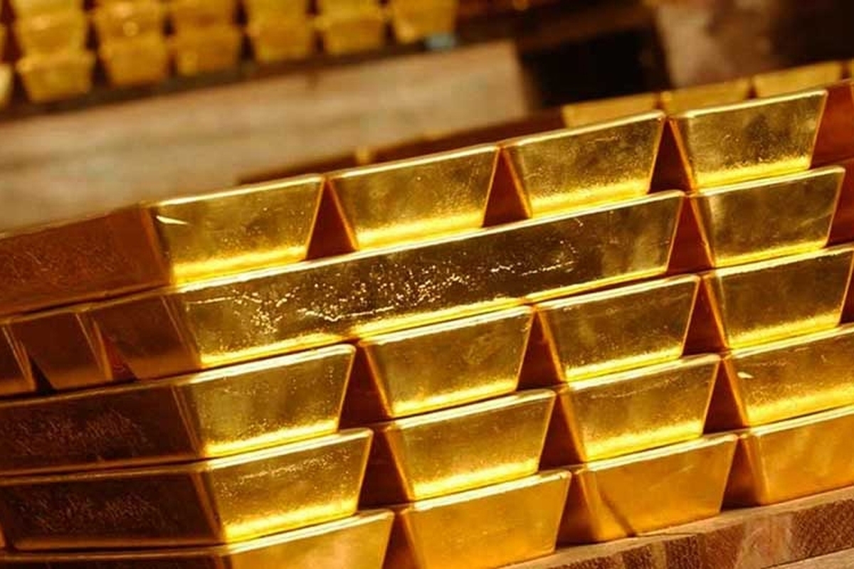 کاهش قیمت اونس طلا در بازار جهانی/ طلا در سال ۲۰۲۳ چقدر افزایش قیمت داشت؟