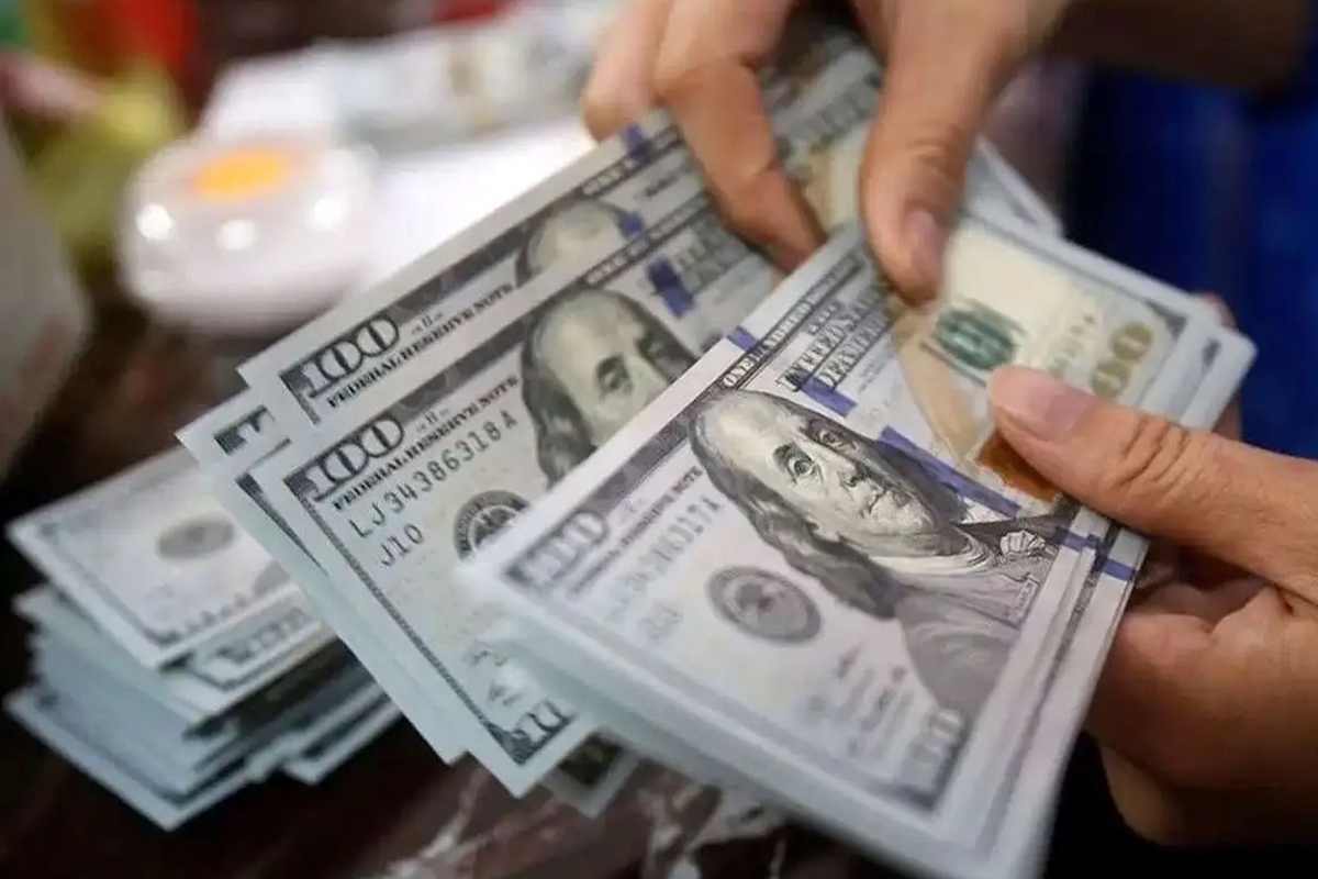 قیمت ارز امروز چهارشنبه ۲۵ بهمن ۱۴۰۲ در بازار آزاد؛ قیمت دلار باز هم بالا می‌رود یا نه؟