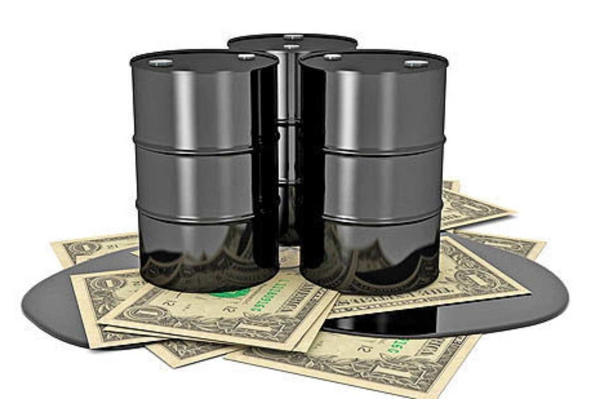 کاهش اندک قیمت نفت در بازار جهانی؛ نفت برنت ۸۲ دلار و ۵۱ سنت شد