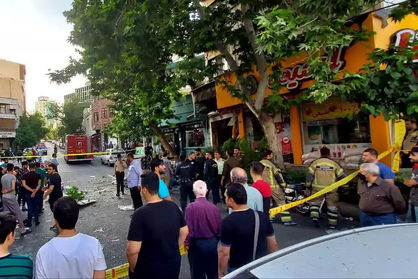 انفجار هولناک در خیابان سهروردی تهران/ دیگ بخار خشکشویی ترکید+ عکس