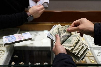 قیمت دلار امروز ۳۰ خرداد ۱۴۰۲ در صرافی‌ها و مرکز مبادله چند؟