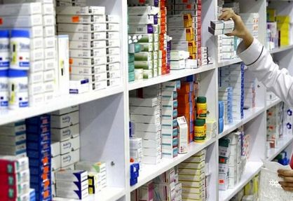 چرا ایرانی‌ها بیش از اندازه دارو مصرف می‌کنند؟