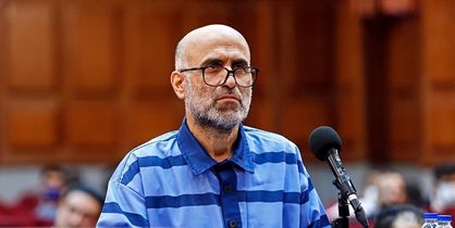 اکبری طبری به 12 و نیم سال زندان محکوم شد