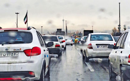 چرا در روزهای بارانی تهران ترافیک می‌شود؟