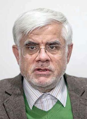 صدا و سیما نباید بلندگوی
یک جریان سیاسی باشد