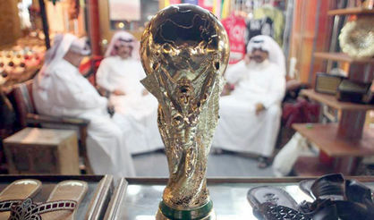 آیا جام جهانی 2022 از دست قطر میرود؟