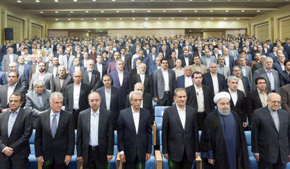 چالشهای خصوصیسازی به روایت روحانی