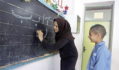 بار سنگین نیروی انسانی بر شانه‌های آموزش عمومی