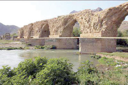 آغاز فاز سوم مرمت «پل شکسته» خرمآباد