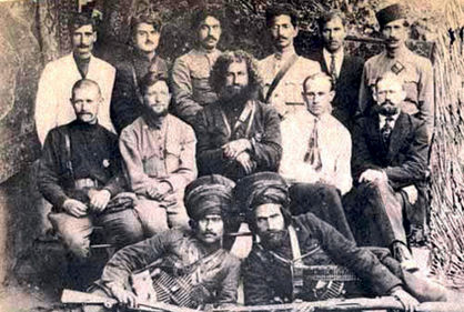عقبنشینی مجاهدین جنگل از فومن