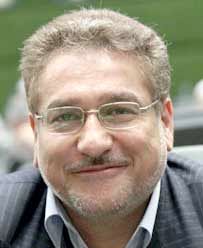 ناگفتههایی در خصوص
استعفای کاوه مدنی