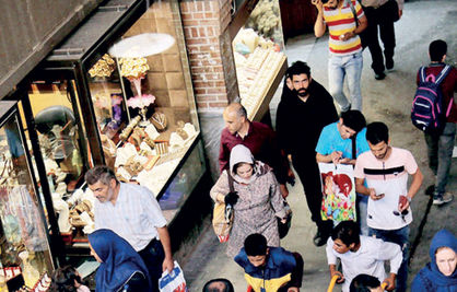 رشد قیمت کالاهای اساسی 45 درصد کمتر از رشد سایر کالاها