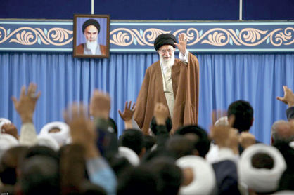 مهمترین نیاز امروز دنیای اسلام، وحدت و پیشرفت علمی است