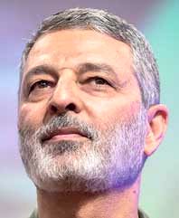 ایران در جنگی
با ویژگیهایی خاص درگیر است