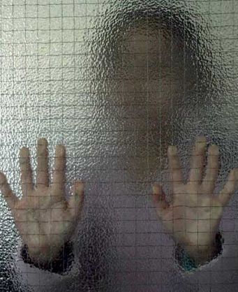 تشکیل پرونده قضایی برای آزار و اذیت دانشآموزان