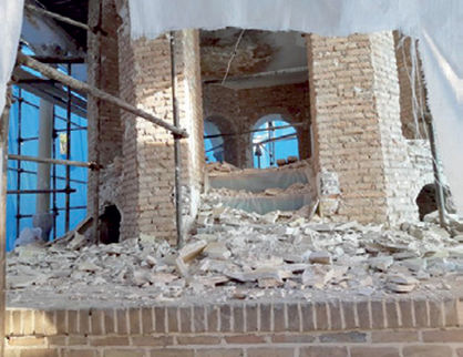 عمارتی که رنگ عوض میکند