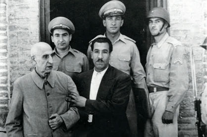 تبعید مصدق از زندان به احمدآباد