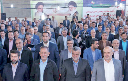 با 55 درصد از درآمدهای نفتی کشور را اداره میکنیم