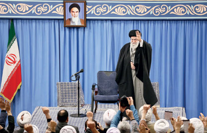 یک سیلی زده شد
