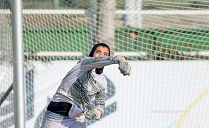 زهرا خواجوی رکوردگل نخوردن در فوتبال ایران را شکست
