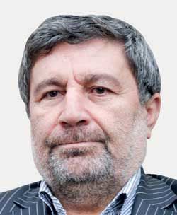 تحریمهای نفتی مبدأیی برای تحول در اقتصاد کشور باشد