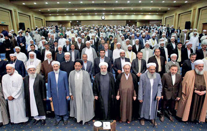 همه مردم ایران و مذاهب، صاحب کشور و انقلاب هستند