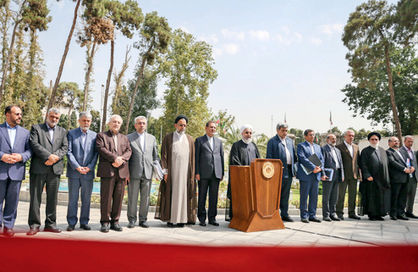 خبرنگاران بدون لکنت نقصها را تذکر دهند