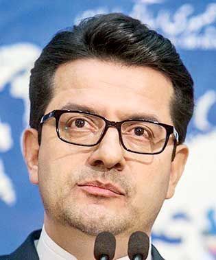 ایران به زندگی مسالمتآمیز با کشورهای همسایه اعتقاد دارد