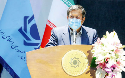 همتی: ارزپاشی نکردیم