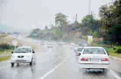 بارندگی در جاده‌های ۱۴ استان کشور
