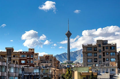 هوای تهران با وزش باد و تعطیلی «پاک» شد