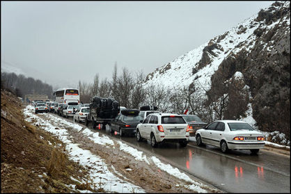 برف و باران در جاده‌های ۲۱ استان کشور