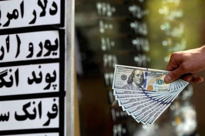 بانک مرکزی در حال تزریق دلار به بازار