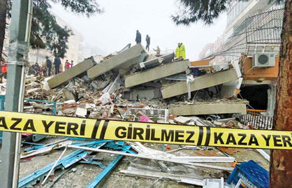 ببینید| زلزله امروز ترکیه ساختمان‌های باقیمانده را ویران کرد