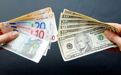 ارزش هر یورو به کمتر از یک دلار کاهش یافت