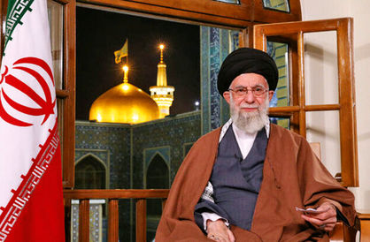 منظور دشمن از دگرگونی، تغییر هویت جمهوری اسلامی است