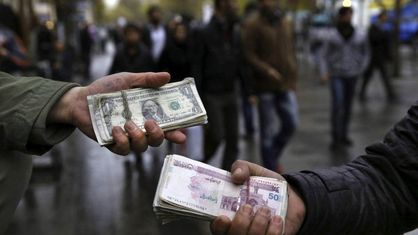 مقابله دولت با خرید و فروش ارز خارج از سامانه‌های مجاز